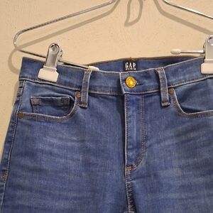 GAP Women's High Rise Light Blue Jeans